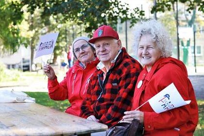Parada i Piknik Seniorów 2022 już 15 czerwca. Zgłoś się koniecznie na to wspaniałe wydarzenie.